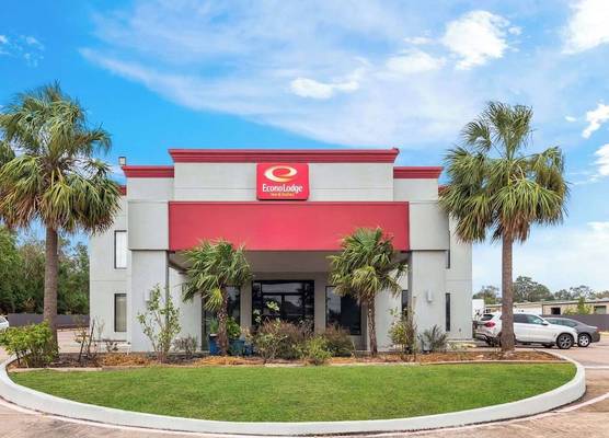 Econo Lodge Inn & Suites Channelview - Houston East 1