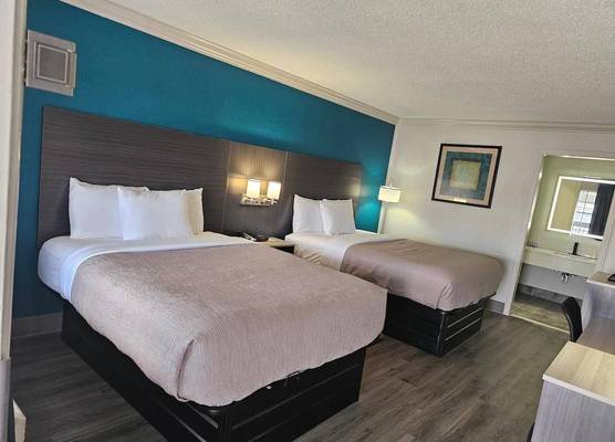 Quality Inn & Suites 1
