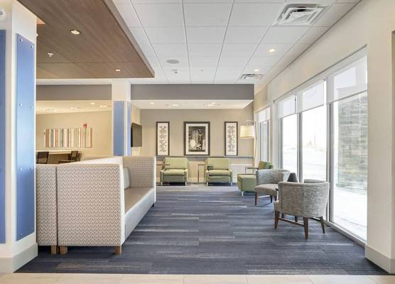 Holiday Inn Express & Suites LOCKPORT by IHG 1