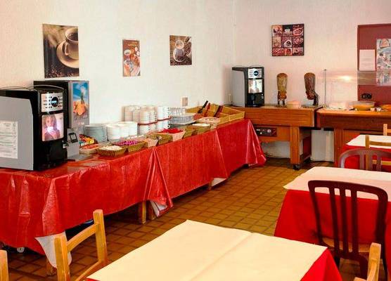 Hipotel Marne La Vallee 1
