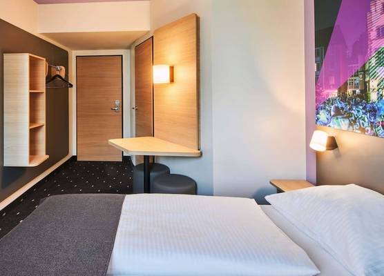 B&B HOTEL Frankfurt-Niederrad 1