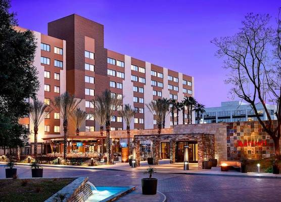 Los Angeles Marriott Burbank Airport 1