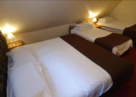 The Roundabout Hotel 1