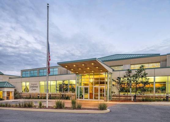 Ramada by Wyndham State College Hotel & Conference Center 1