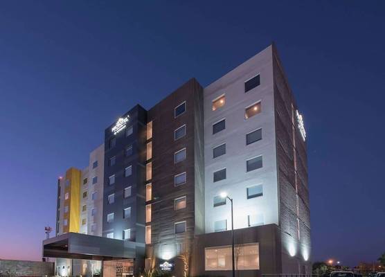 Microtel Inn & Suites by Wyndham Guadalajara Sur 1