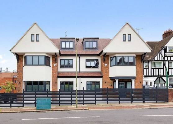 Stylish Studio Apt By Stay Smart Short Lets & Serviced Accommodation Golders Green With Free WiFi 1