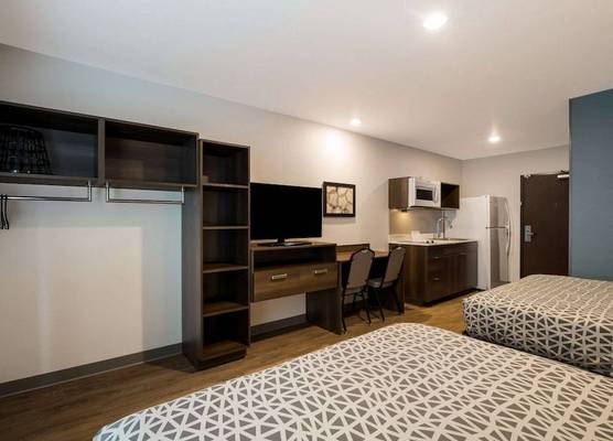 WoodSpring Suites Moreno Valley 1