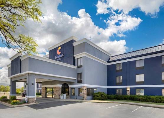 Comfort Inn Bourbonnais near I-57 1