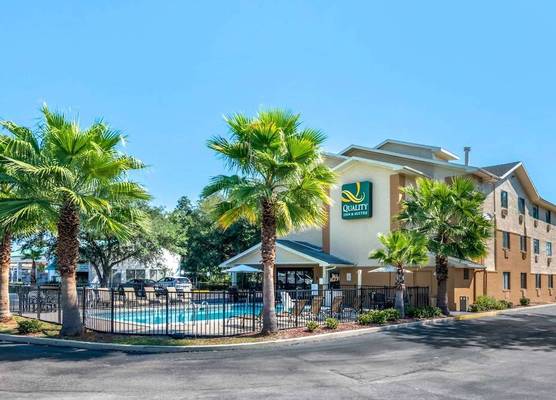 Quality Inn & Suites Leesburg Chain of Lakes 1
