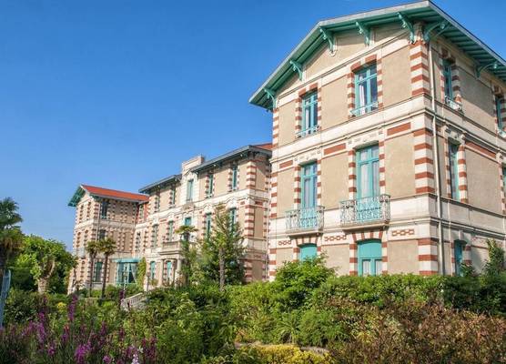 Résidence de Tourisme Vacances Bleues Villa Regina 1