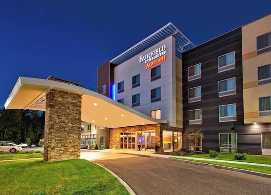 Fairfield Inn & Suites by Marriott Plattsburgh 1