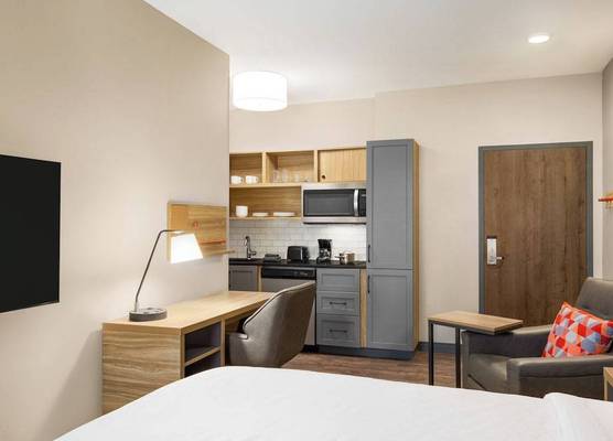 Candlewood Suites Bellefonte by IHG 1