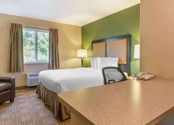 Suburban Studios Cary – RDU Airport 1