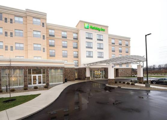 Holiday Inn & Suites KALAMAZOO WEST by IHG 1