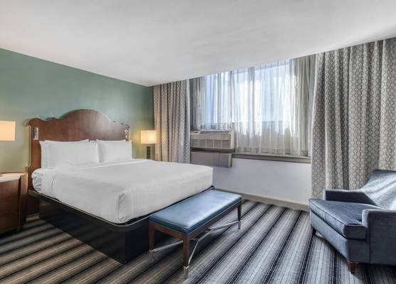 Best Western Chicago Downtown-River North 1
