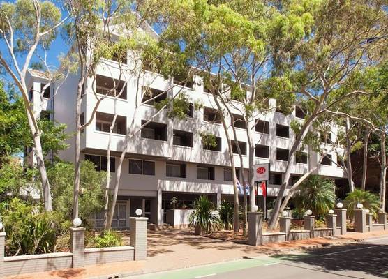 Metro Aspire Hotel Sydney 1