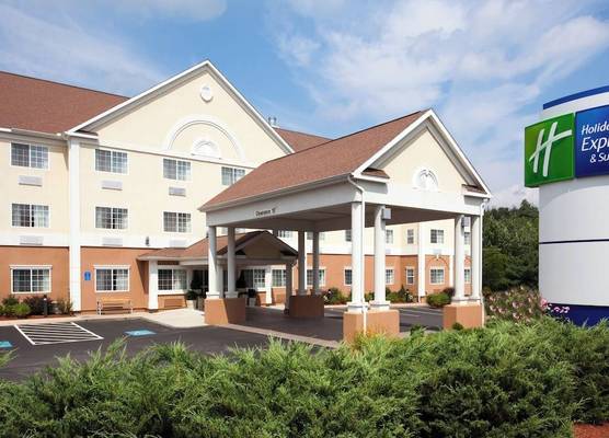 Holiday Inn Express & Suites BOSTON - MARLBORO by IHG 1
