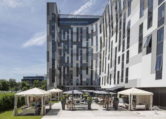 Zijin Hotel Belgrade 1