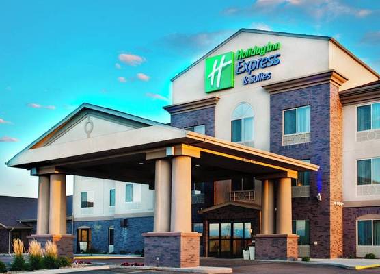 Holiday Inn Express & Suites SHELDON by IHG 1