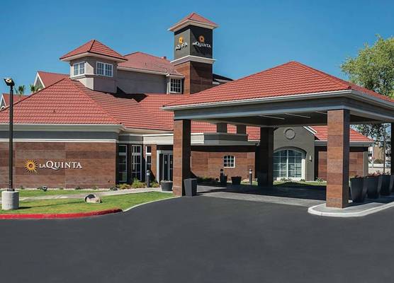 La Quinta by Wyndham Phoenix Chandler 1