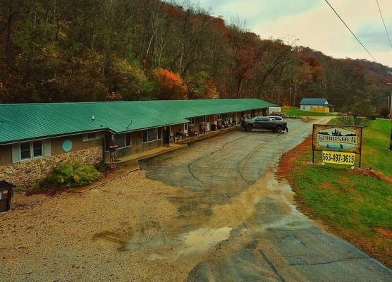 Sportsmen Motel 1