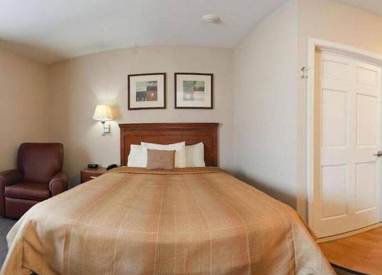 Candlewood Suites ELKHART by IHG 1