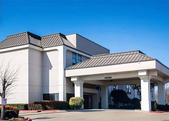 Days Inn by Wyndham Fort Worth North / Fossil Creek 1