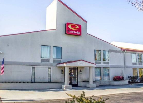 Econo Lodge Burlington I-40 1