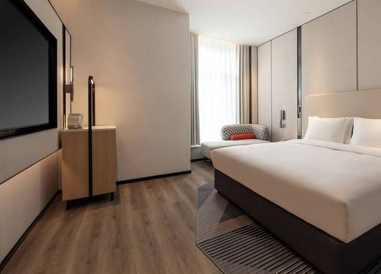 Holiday Inn Express Chengdu Phoenix Mountain by IHG 1