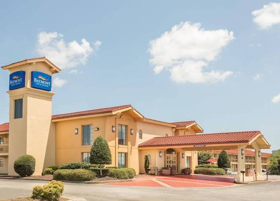 Baymont by Wyndham Greenville Woodruff Rd 1