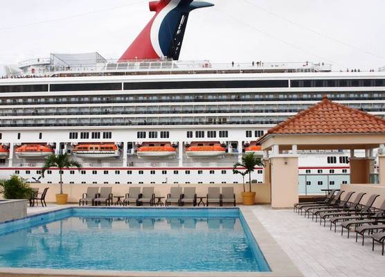 Radisson Colon 2000 Hotel & Casino at Cruise Port & Duty Free Mall 1