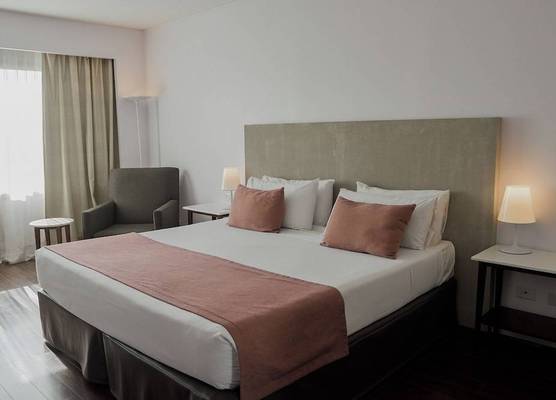 Dazzler by Wyndham Buenos Aires Recoleta 1