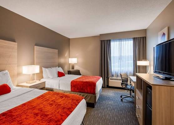 Best Western Plus New Cumberland 1