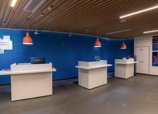 Holiday Inn Express Beijing Shijingshan Lakeview by IHG 1