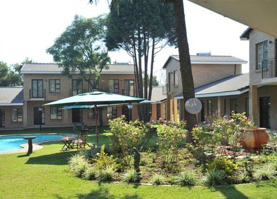 Hoyohoyo Chartwell Lodge 1
