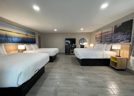 Days Inn by Wyndham Sulphur Springs 1