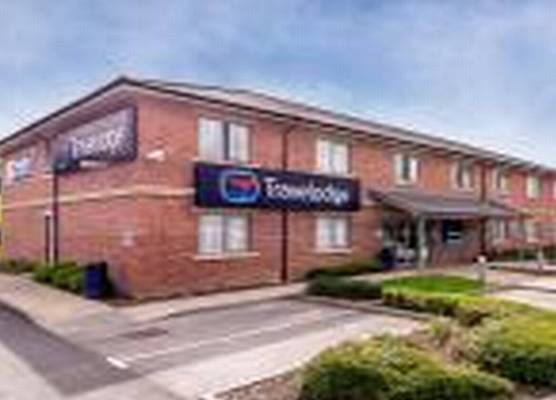 Travelodge Ashbourne 1