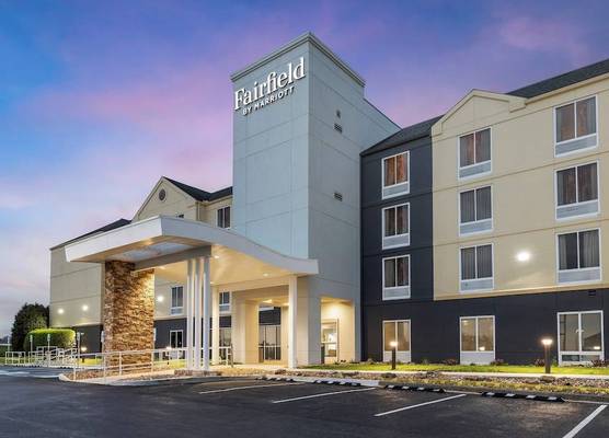 Fairfield Inn by Marriott Evansville West 1