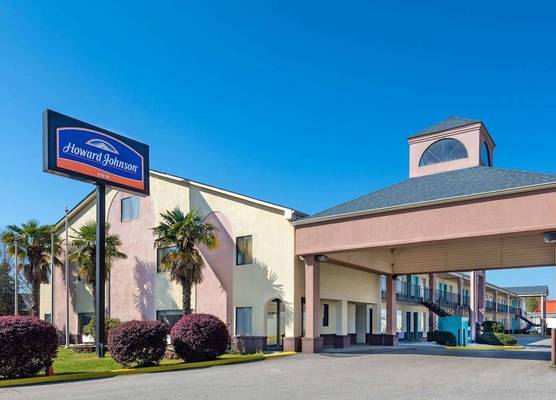 Howard Johnson by Wyndham Rock Hill 1
