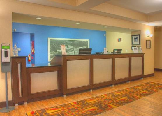 Wingate by Wyndham Steubenville 1