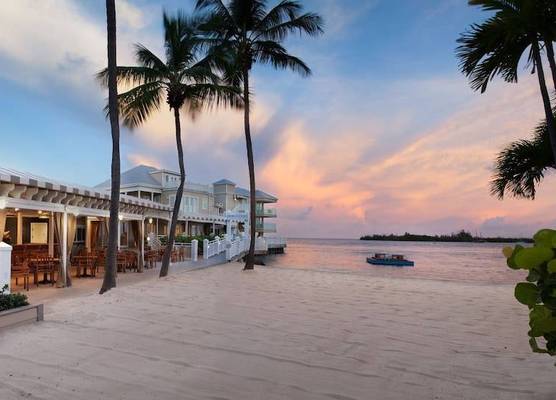Pier House Resort & Spa 1