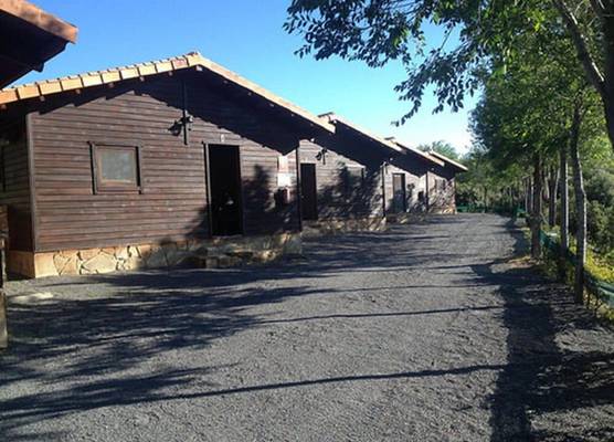 Casa Rural Fausto Camping Cerca de Dinópolis 1