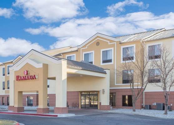 Ramada by Wyndham Denver International Airport 1