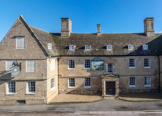 The Haycock Manor Hotel 1