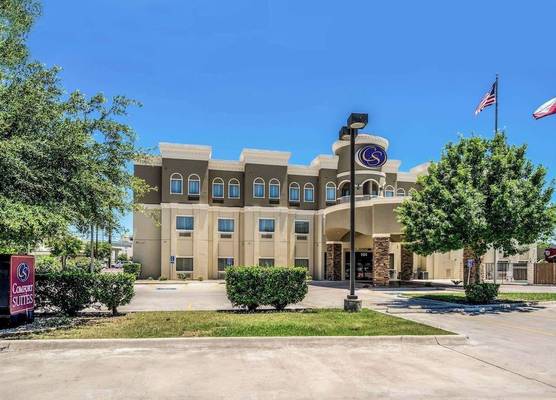 Comfort Suites Near Texas State University 1