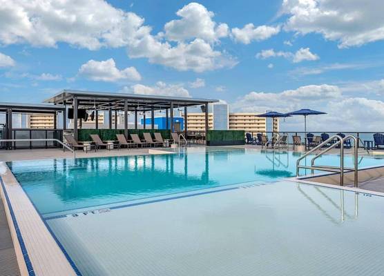 Cambria Hotel St Petersburg-Madeira Beach Marina 1