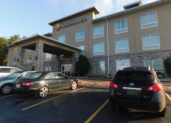 Comfort Inn St Clairsville 1
