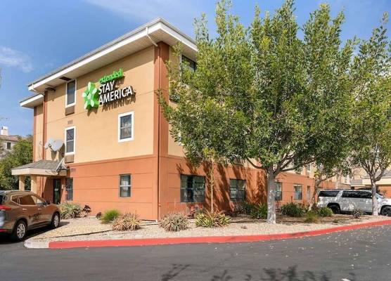Extended Stay America Suites - Santa Barbara - Calle Real 1