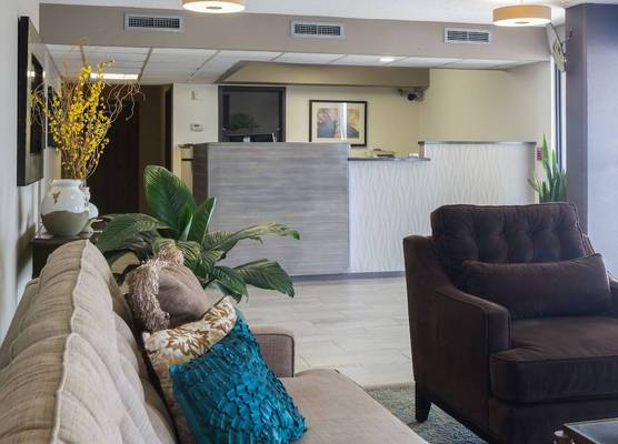 Marina Inn & Suites Chalmette-New Orleans 1