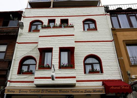 Ararat Hotel 1